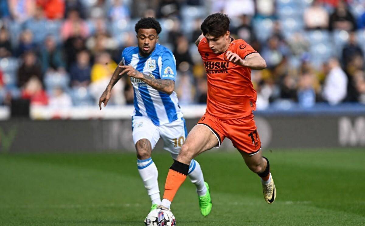 星空体育官网入口-阿尔梅里亚客场失利，联赛排名下滑